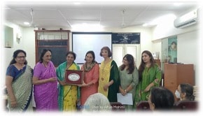 Felicitation of Dr. Geethanjali Amin – Dr. Sarita Bhalerao Award