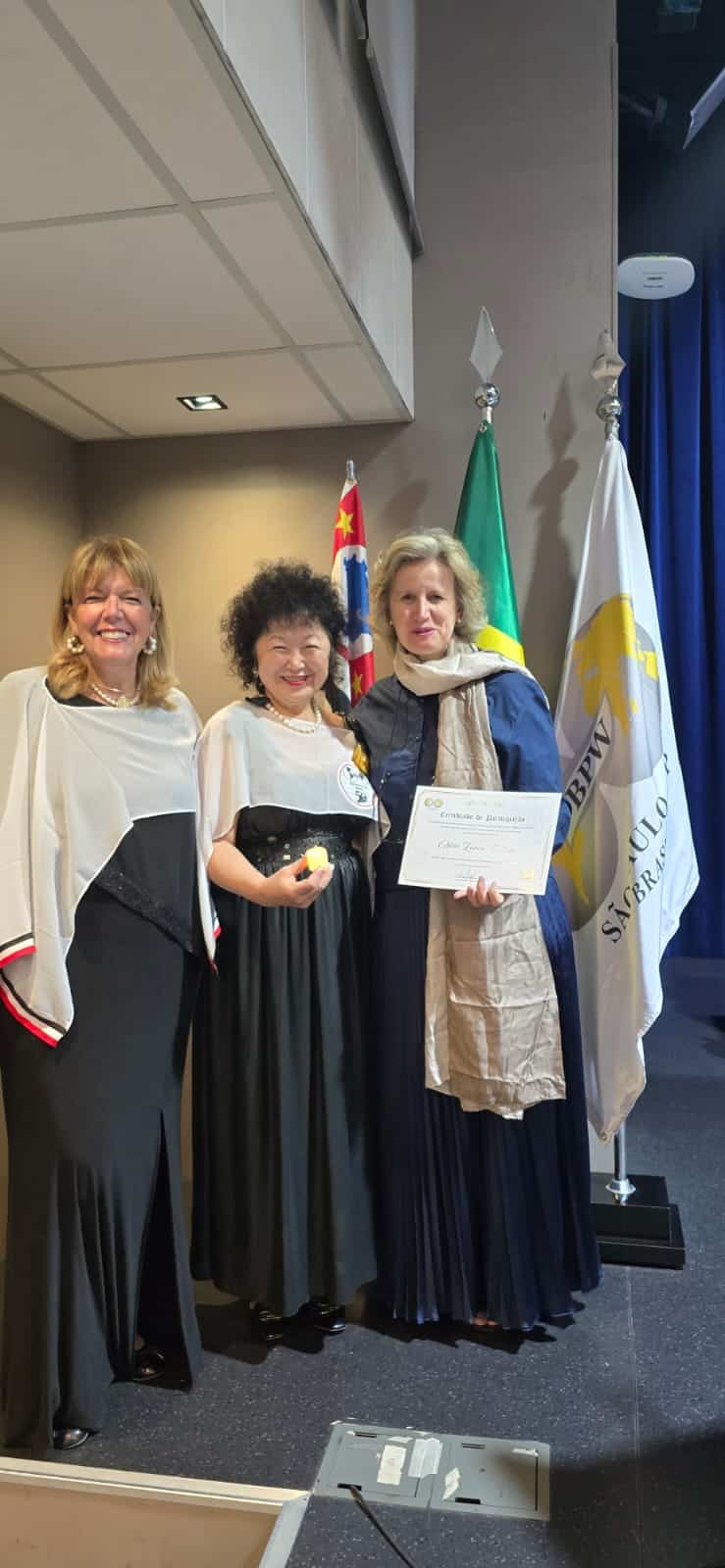 Fig 2. The"CANDLE CEREMONY" took place at ALESP (Legislative Assembly of the State of São Paulo). Presenters included Dr. Nelci Zanon Collange and Dr. Nise Yamaguchi.